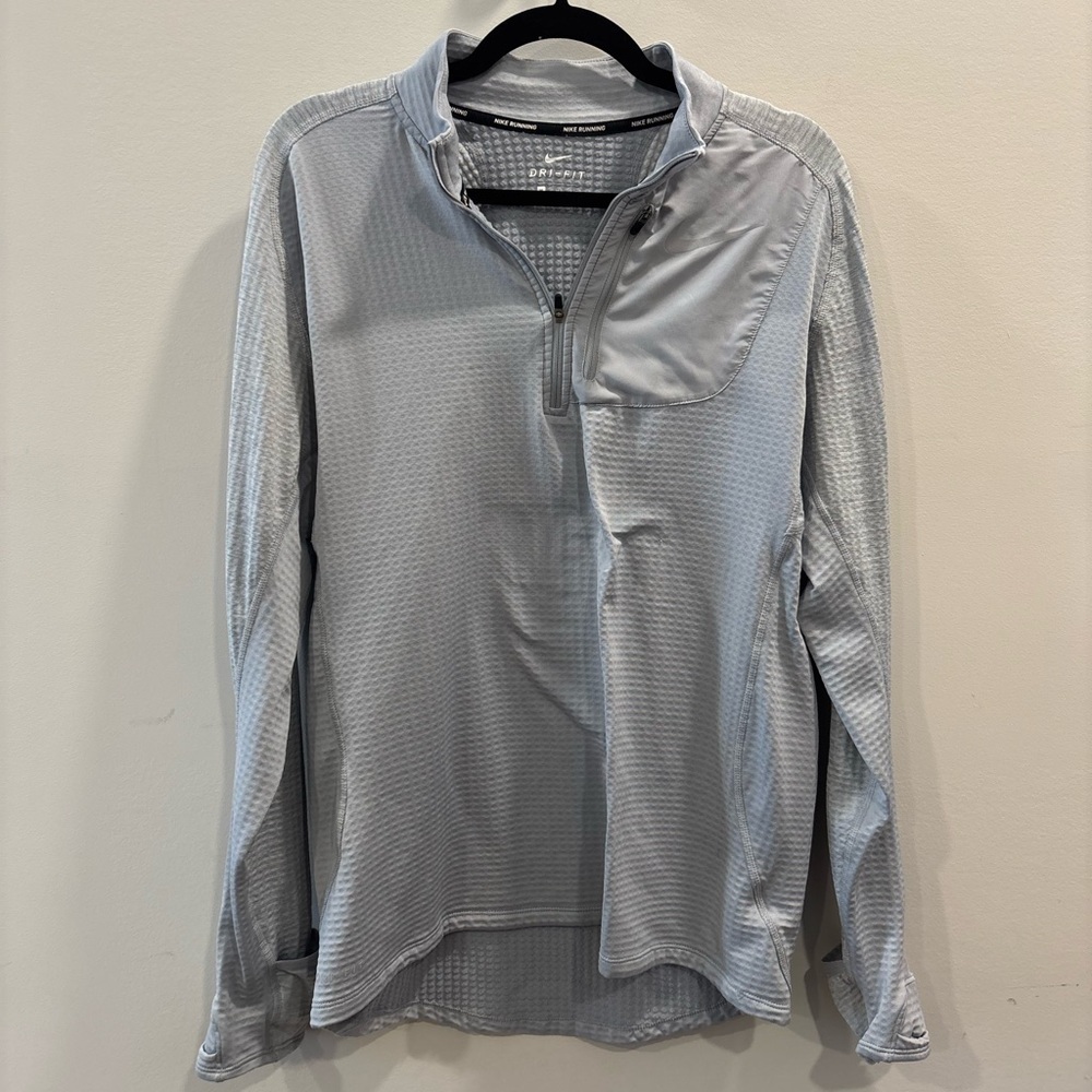 Nike Men's Light Gray Lightweight Quarter-Zip Shirt Jacket